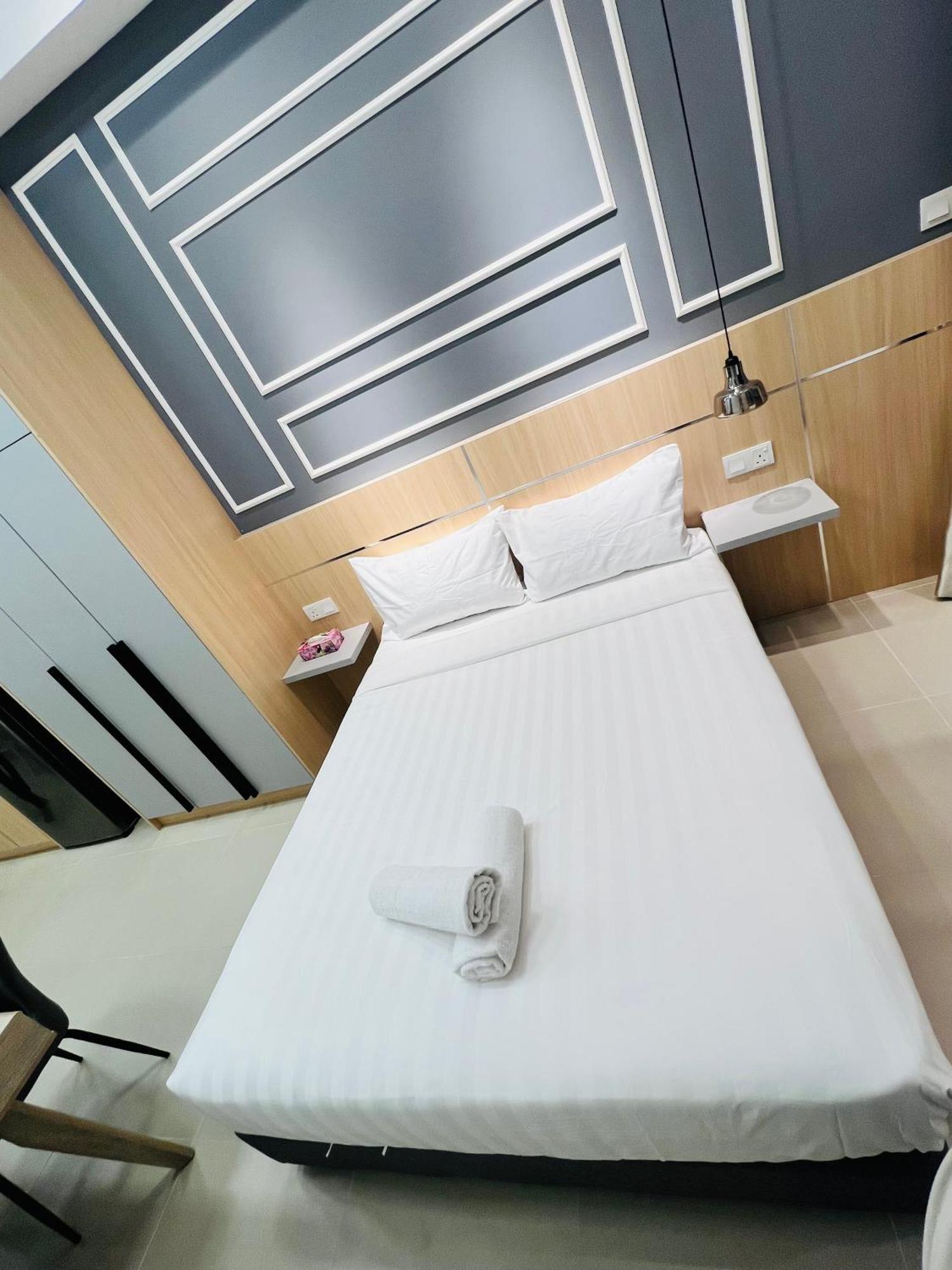 Colony Suites Klcc By Hibernate Куала Лумпур Екстериор снимка