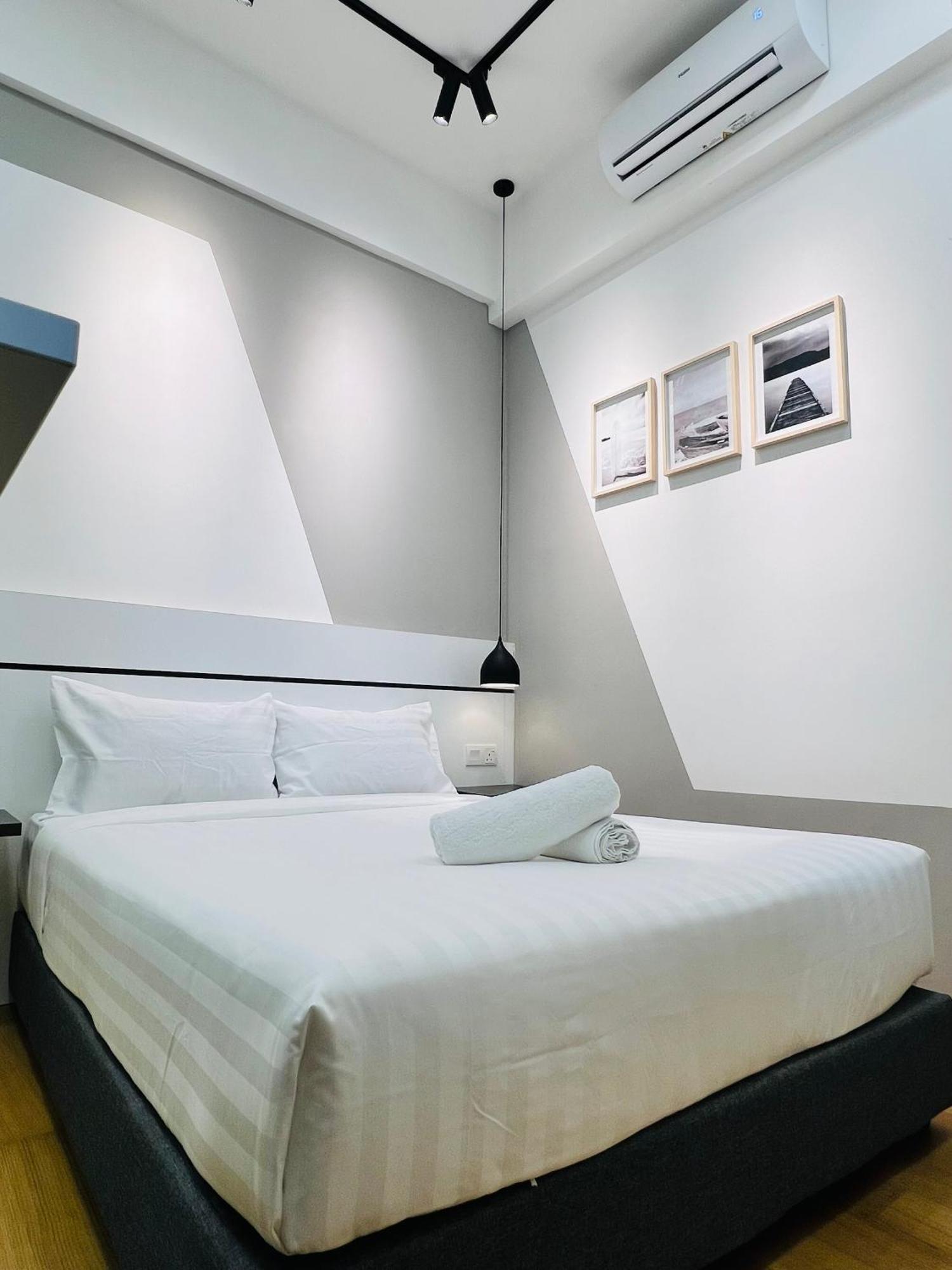 Colony Suites Klcc By Hibernate Куала Лумпур Екстериор снимка